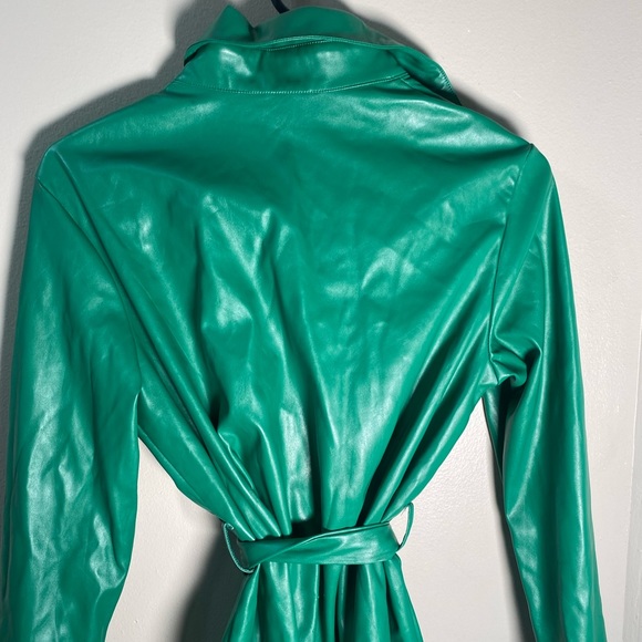 Green jacket - Picture 7 of 10
